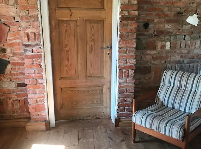 Gemuetliche An Der Elbe *